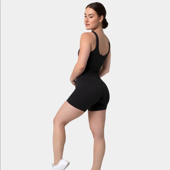 Kamo Fitness Cora Athletic Bodysuit - Black - Picture 5 of 5
